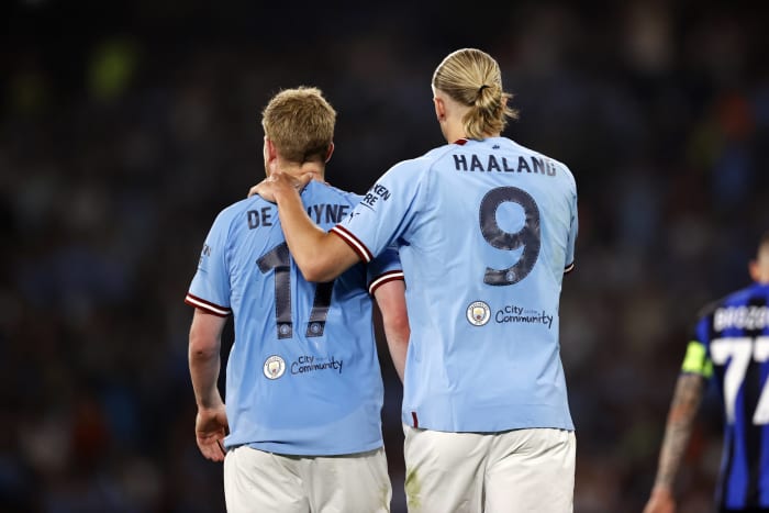 Manchester City teammates Kevin De Bruyne and Erling Haaland pictured during the 2023 UEFA Champions League final